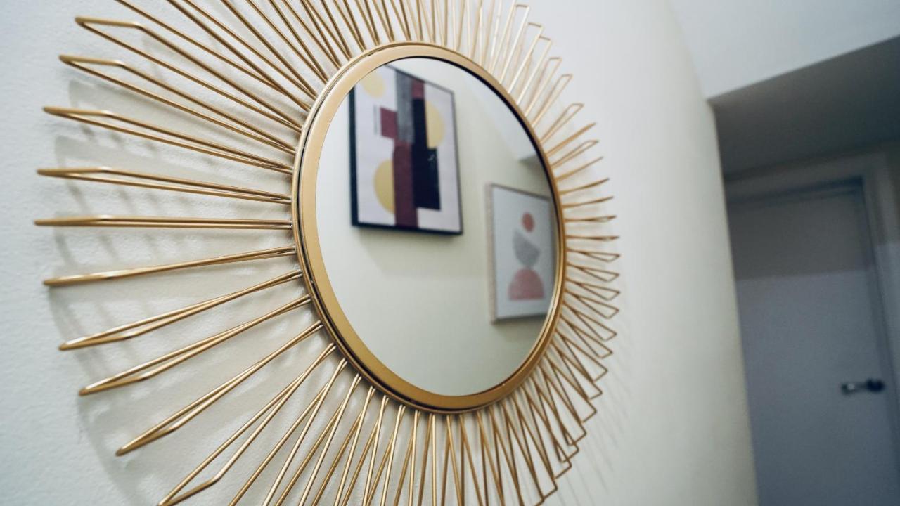 E2M Stays Lovely Apt Close To Ilford Station With Free Parking Екстериор снимка